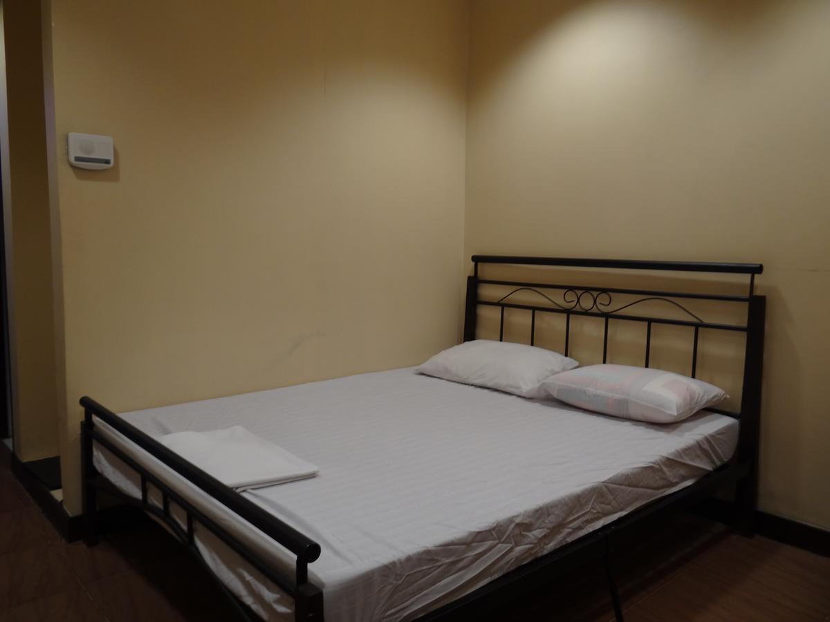 Elegance Guesthouse Pasay Exterior foto